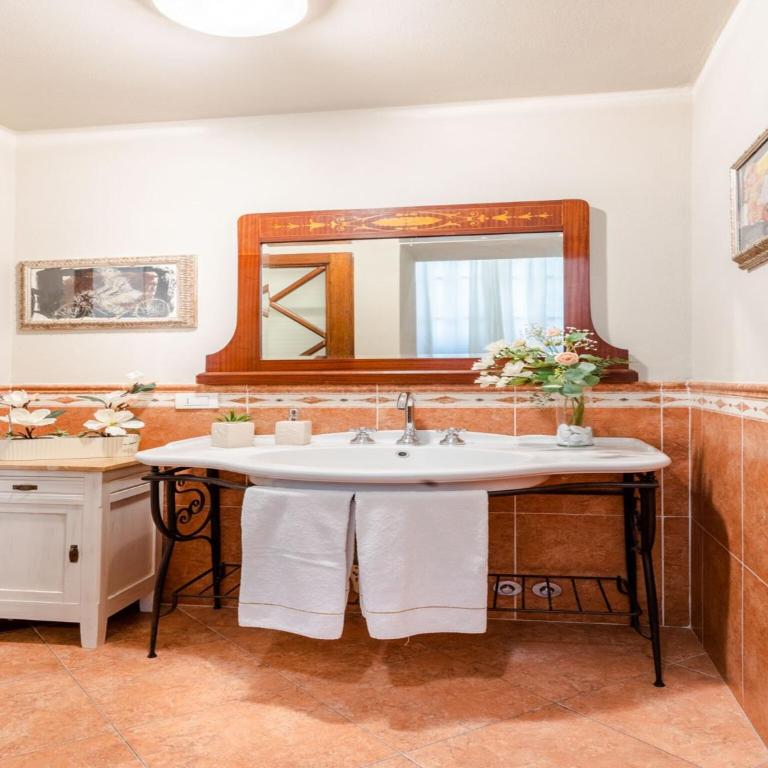 Apartment in Lucca with Private Garden - Appartamento con 2 Camere da Letto - 43