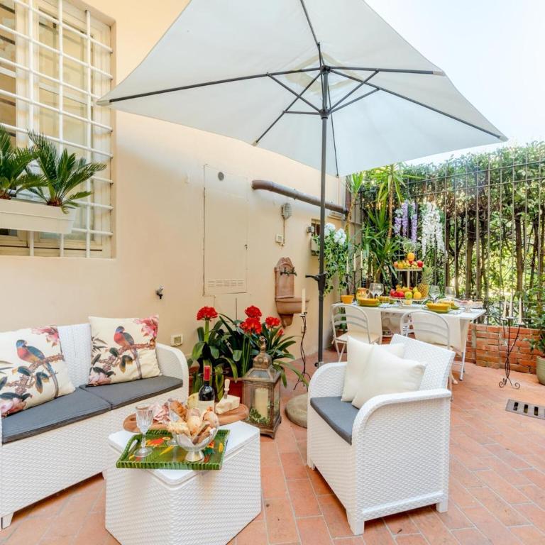Apartment in Lucca with Private Garden - Appartamento con 2 Camere da Letto - 65
