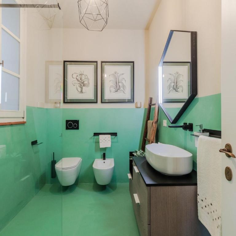 Penthouse in Lucca with Dome Views - Three-Bedroom Apartment - 54