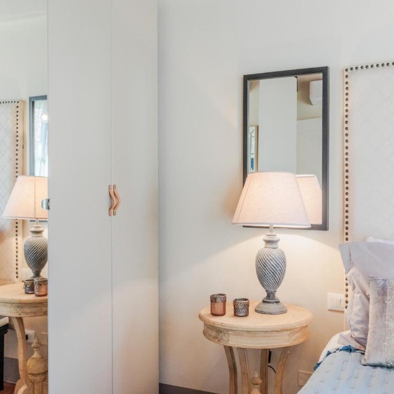 Penthouse in Lucca with Dome Views - Three-Bedroom Apartment - 38