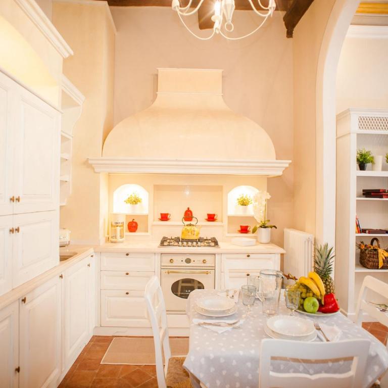 Apartment in Lucca near Cathedral & Guinigi Tower - Two-Bedroom Apartment - 16