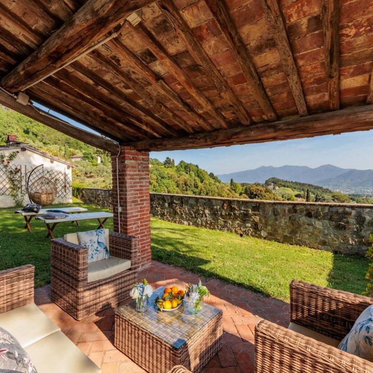 Scenic villa in Lucca with pool - Villa con 9 Camere da Letto - 95