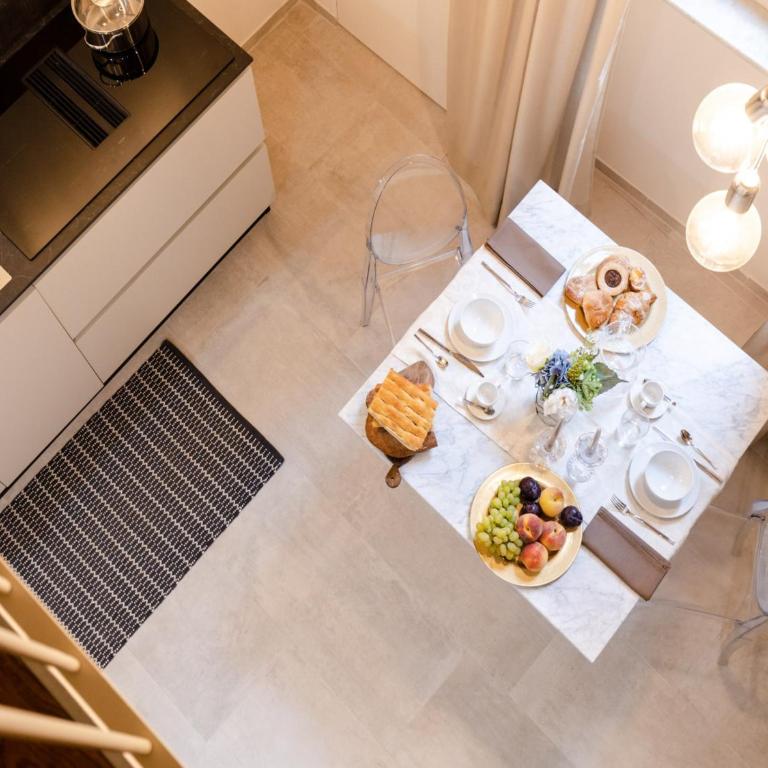 Apartment in Lucca with Private Courtyard - Appartamento con 1 Camera da Letto - 9