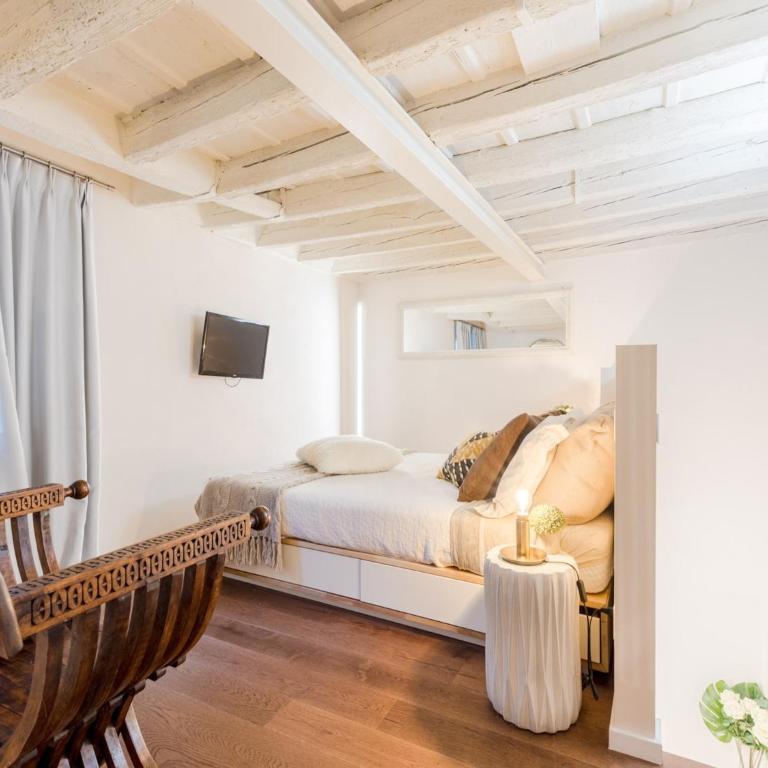Apartment in Lucca with Private Courtyard - Appartamento con 1 Camera da Letto - 25