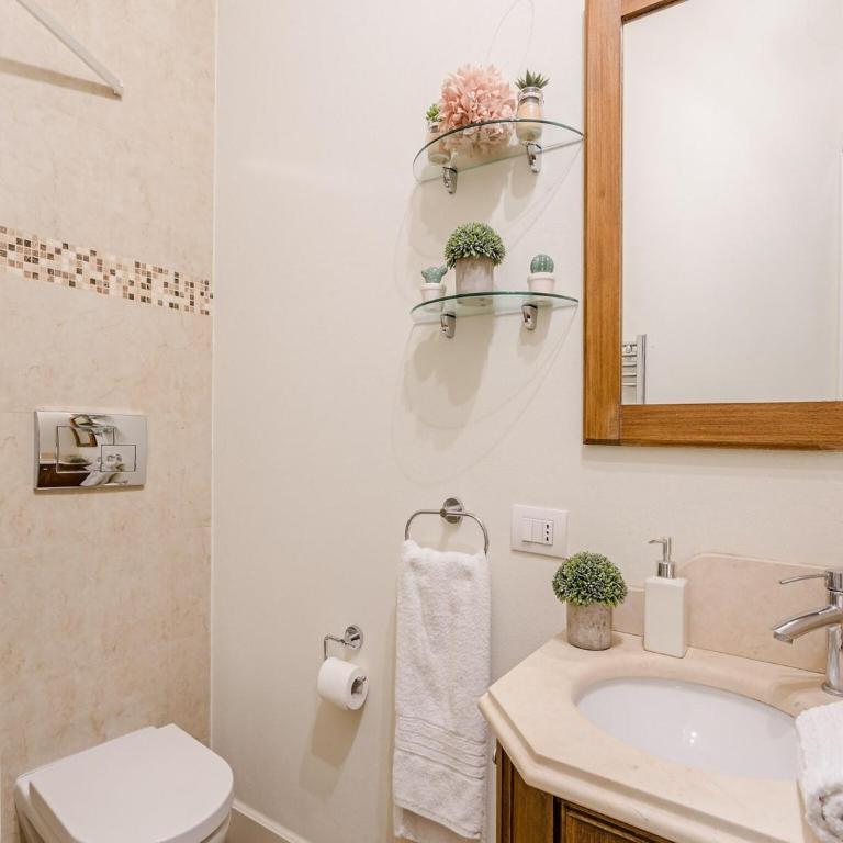 Apartment in Lucca with Private Terrace - Appartamento con 2 Camere da Letto - 32