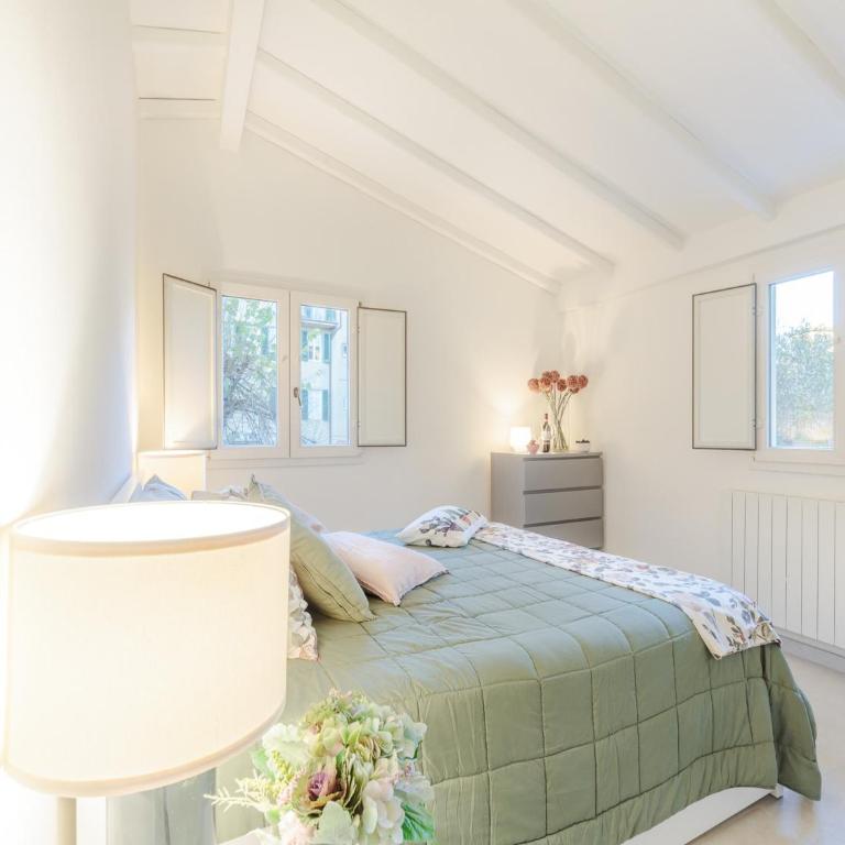 Charming apartment in Lucca Walls - One-Bedroom Apartment - 13
