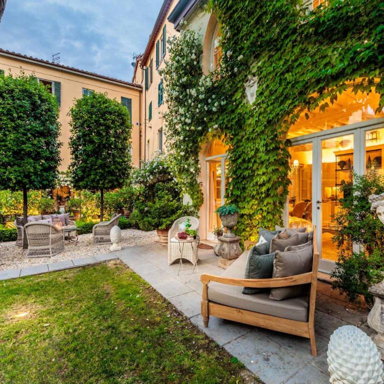 Apartment in Lucca near Via Fillungo - Two-Bedroom Apartment - 83