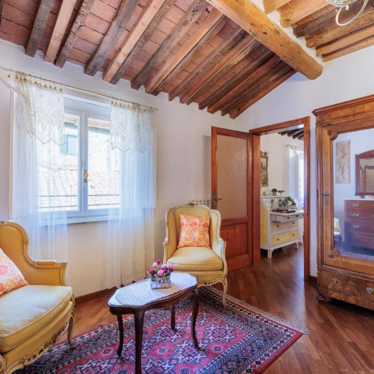 Apartment in Lucca s Medieval Tower - Three-Bedroom Apartment - 8