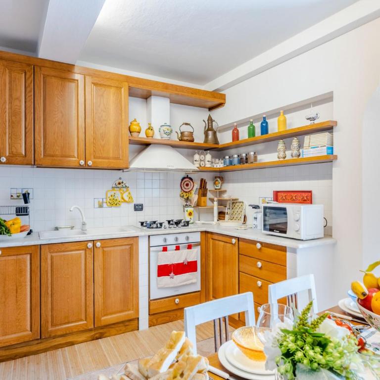 Apartment in Lucca s Medieval Tower - Three-Bedroom Apartment - 21