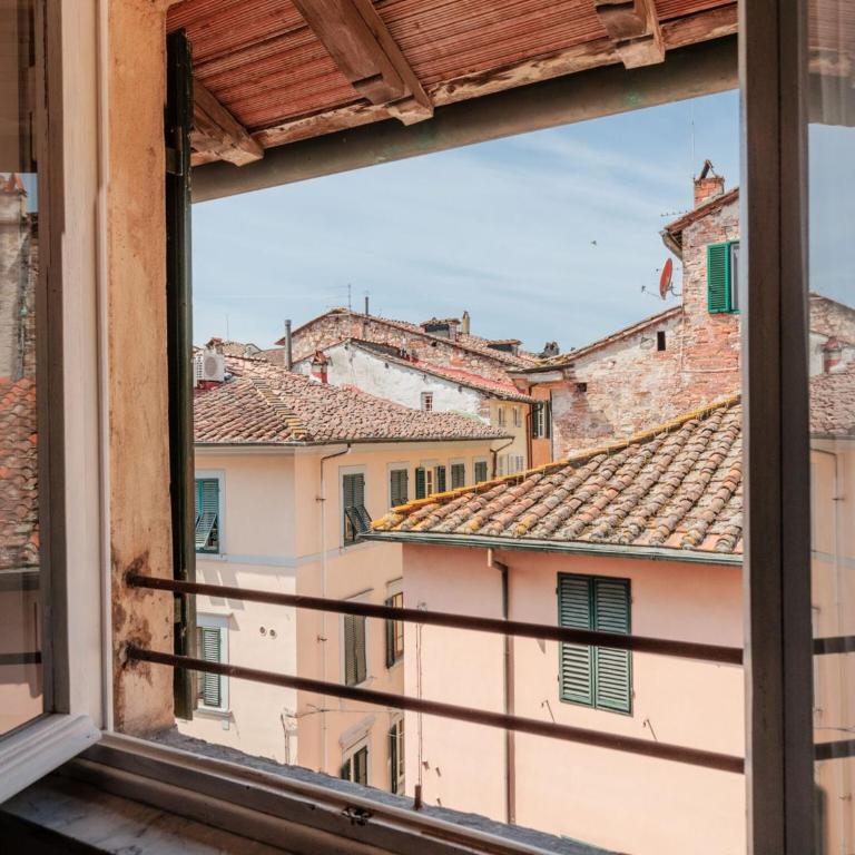 Apartment in Lucca s Medieval Tower - Three-Bedroom Apartment - 57