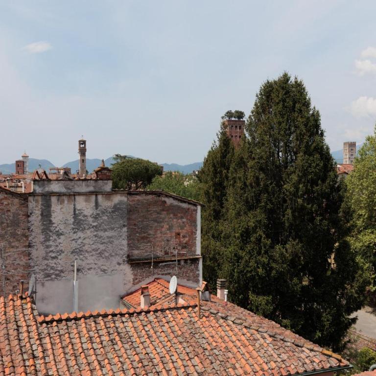 Apartment in Lucca s Medieval Tower - Three-Bedroom Apartment - 3