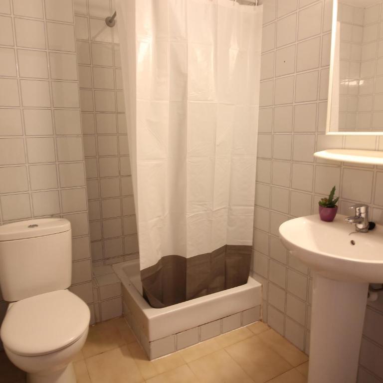 Apartamento Frente al Mar con Parking Empuriabrava - ES-228-183 - Apartamento - 9