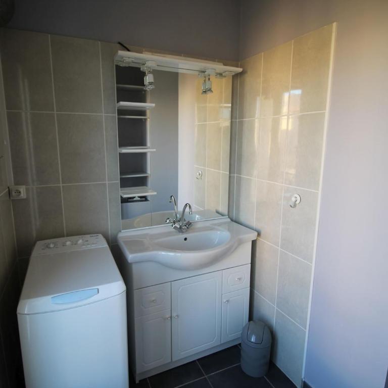 Appartement rénové à Banyuls-sur-Mer avec terrasse - FR-1-309-4 - Two-Bedroom Apartment - 6