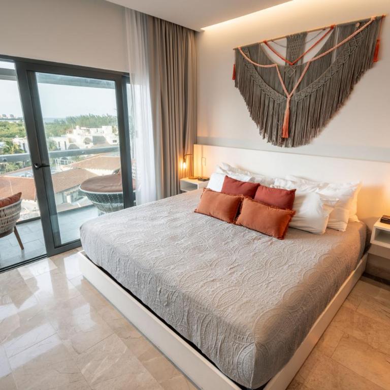 Luxury 1BR condo-Amazing Oceanviews Prime location close to beach - One-Bedroom Apartment with Sea View and Terrace - 21
