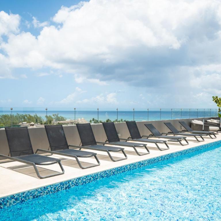 Luxury 1BR condo-Amazing Oceanviews Prime location close to beach - One-Bedroom Apartment with Sea View and Terrace - 38