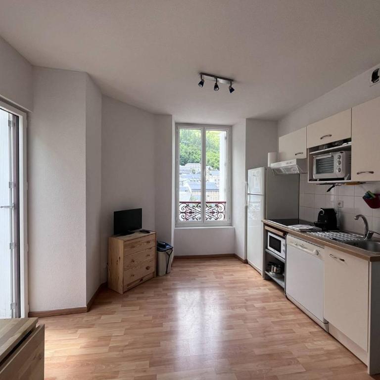 Appartement central à Cauterets, idéal pour 5 pers, animaux admis - FR-1-812-137 - Appartamento - 1