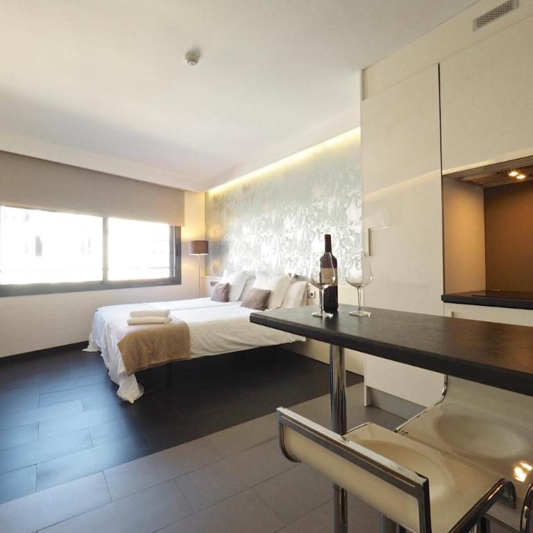 Barcelona Fifteen central Aparthotel - Deluxe Twin Room - 19