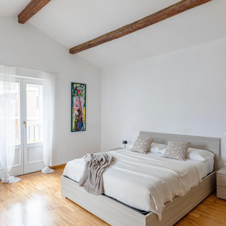 Appartamento Pescara centro a 3 min dal mare - Wifi & balcone - Two-Bedroom Apartment - 24
