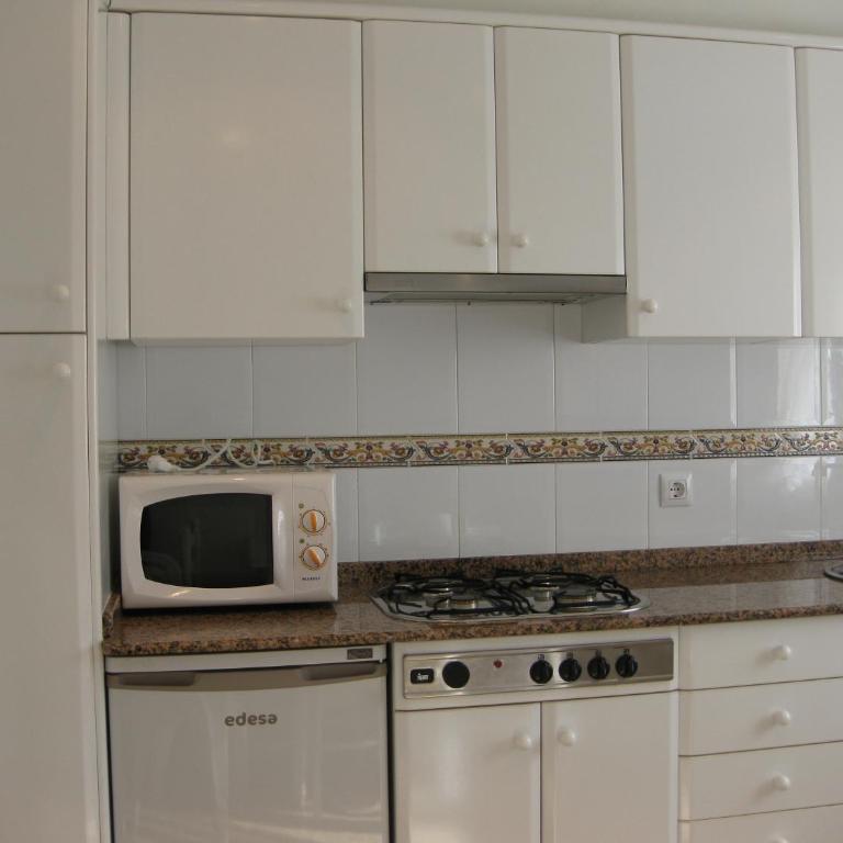 Apartamentos Turisticos Arosa Ogrove - Apartamento de 2 dormitorios con terraza - 2ª planta - Sin ascensor - 1