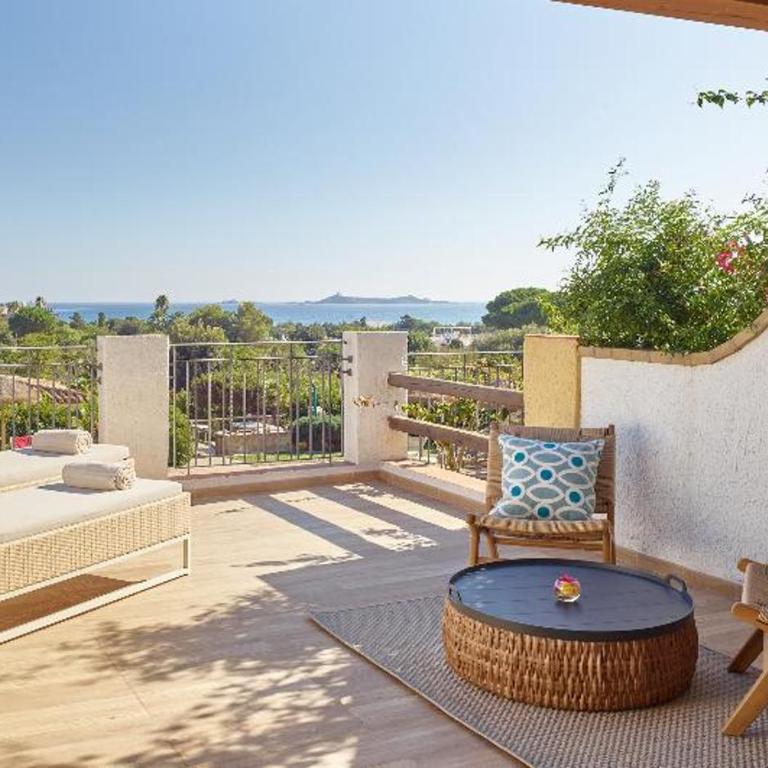Le Bouganville Rooms Suites and Apartments - Camera Matrimoniale con Terrazza e Vista Mare - 1
