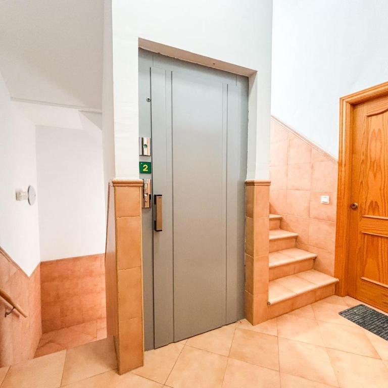 Plz de la Merced Apartamentos Solera - Apartamento con balcón - 2