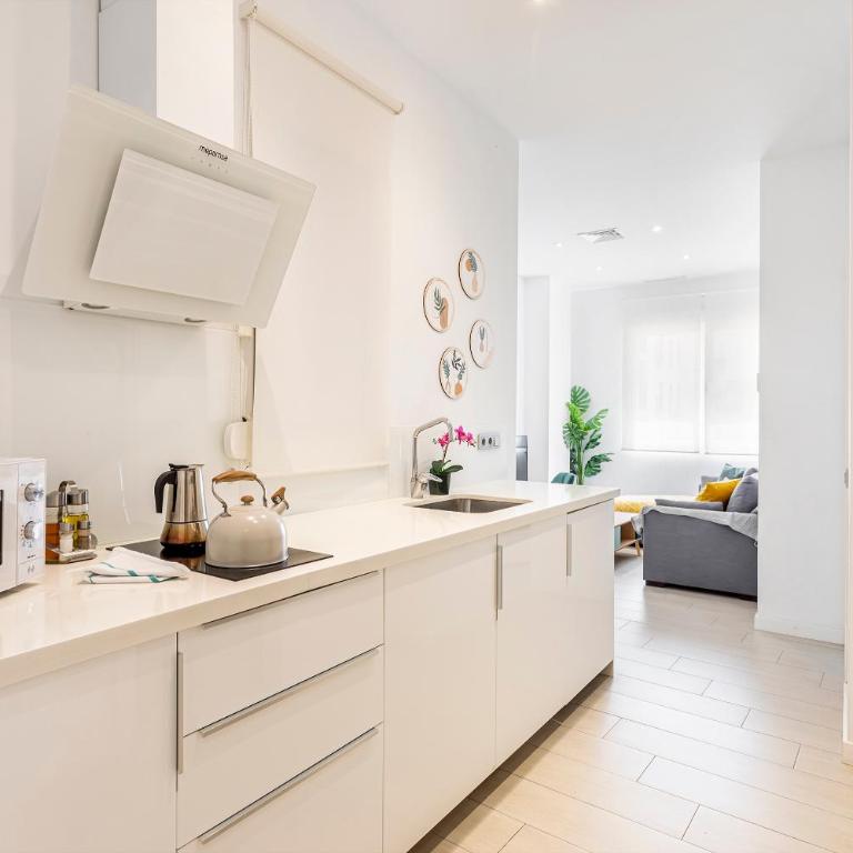 R&C APARTMENTS CLOSE to CENTER - Apartamento de 2 dormitorios - 10