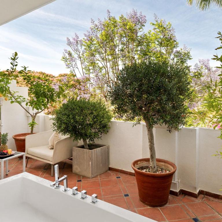 Molo Luxury Suites Puerto Banus - Suite Junior con terraza - 7