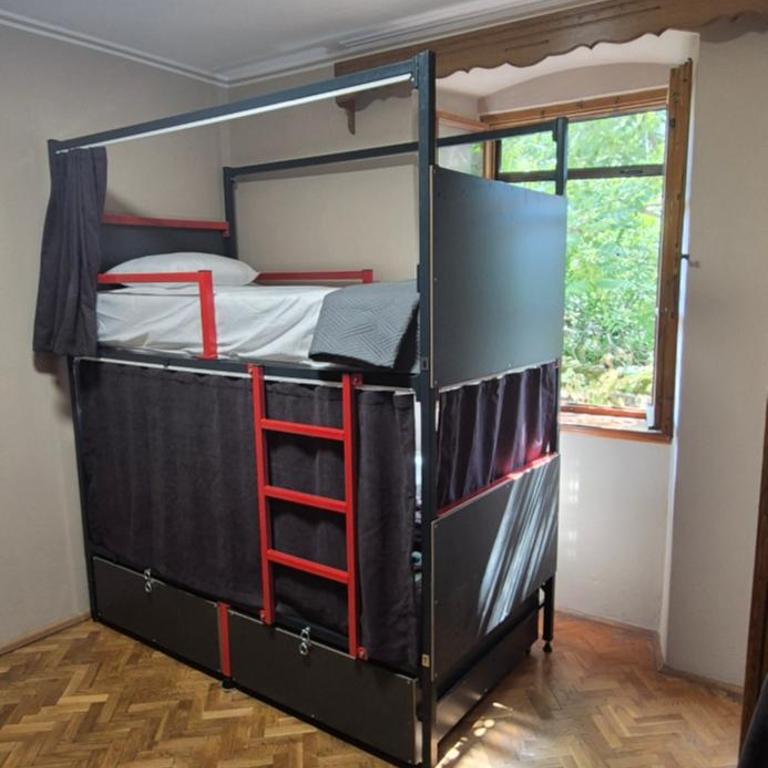 Tetka Guest House - Single Bed in Mixed Dormitory Room - 5