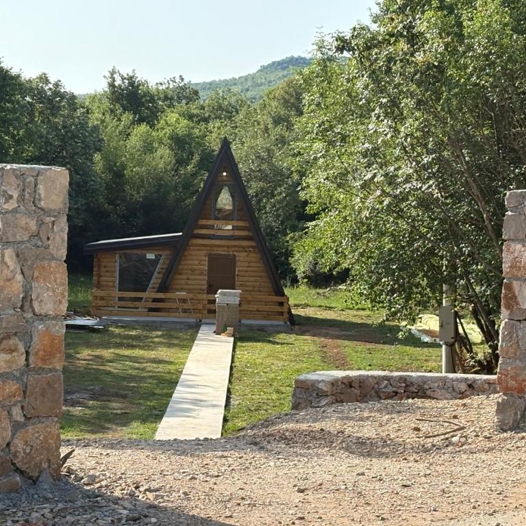 Wooden House Šapat sela - One-Bedroom Apartment - 27
