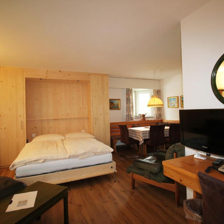 Residenza Lagrev 1 1 2 Zimmerwohnung Nr 001 - Typ 15A - Hochparterre - Nord West - Apartamento con vistas a las montañas - 4