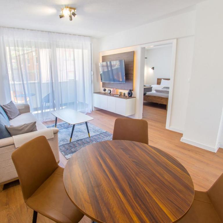 Apartments Middle Street - One-Bedroom Apartment - 1