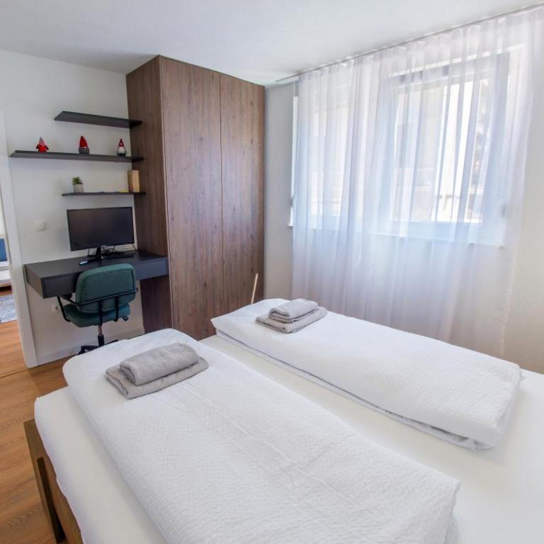 Apartments Middle Street - One-Bedroom Apartment - 20