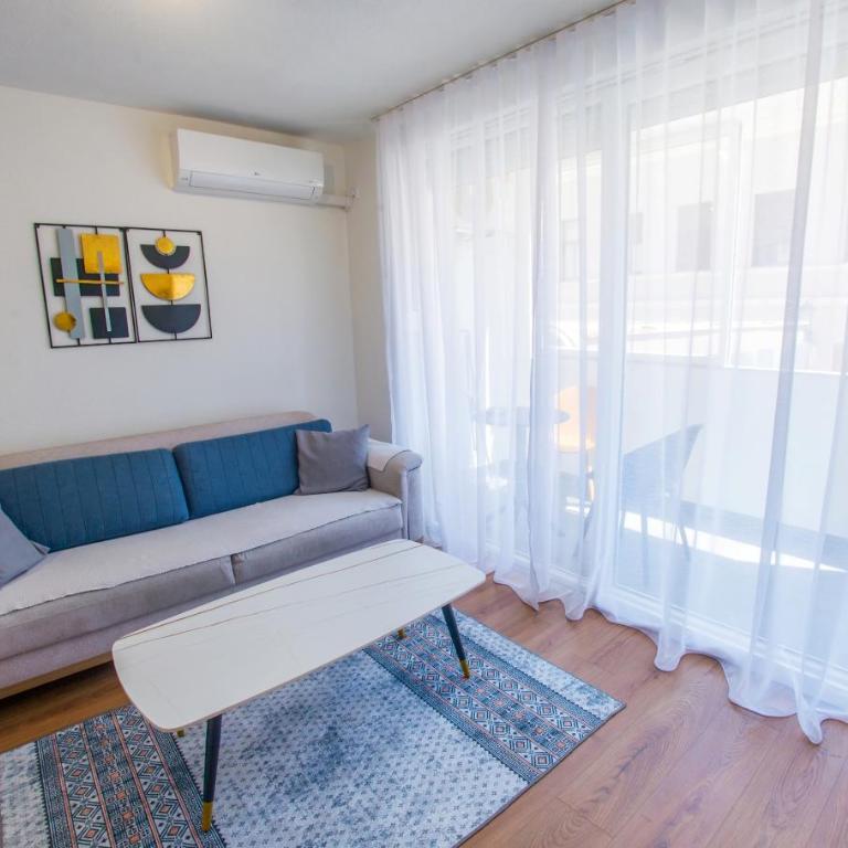 Apartments Middle Street - One-Bedroom Apartment - 23