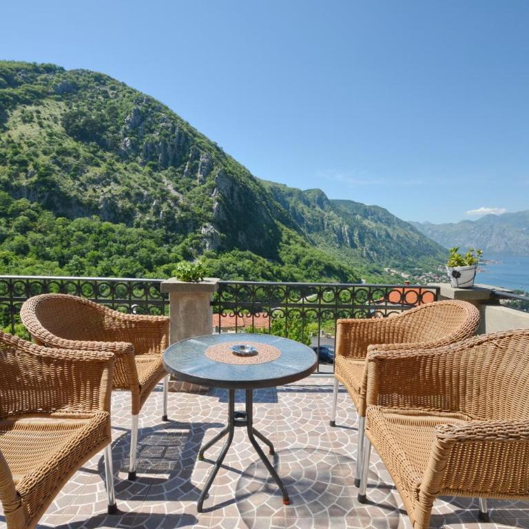 Apartmani Vasilije - Two-Bedroom Apartment - 18