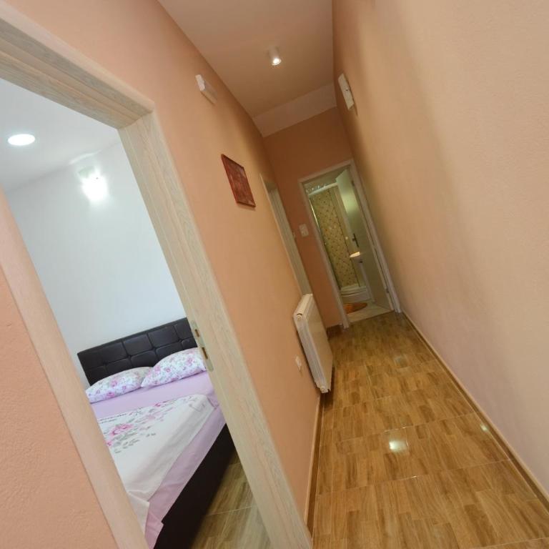 Apartmani Vasilije - Two-Bedroom Apartment - 6