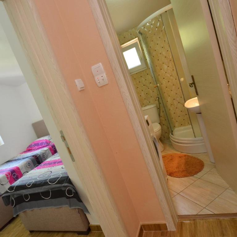 Apartmani Vasilije - Two-Bedroom Apartment - 13