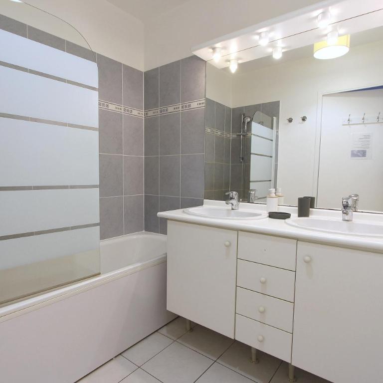 DANUBE4 Top floor apartment 6-8pers Disneyland - Apartment mit 3 Schlafzimmern und Balkon - 18