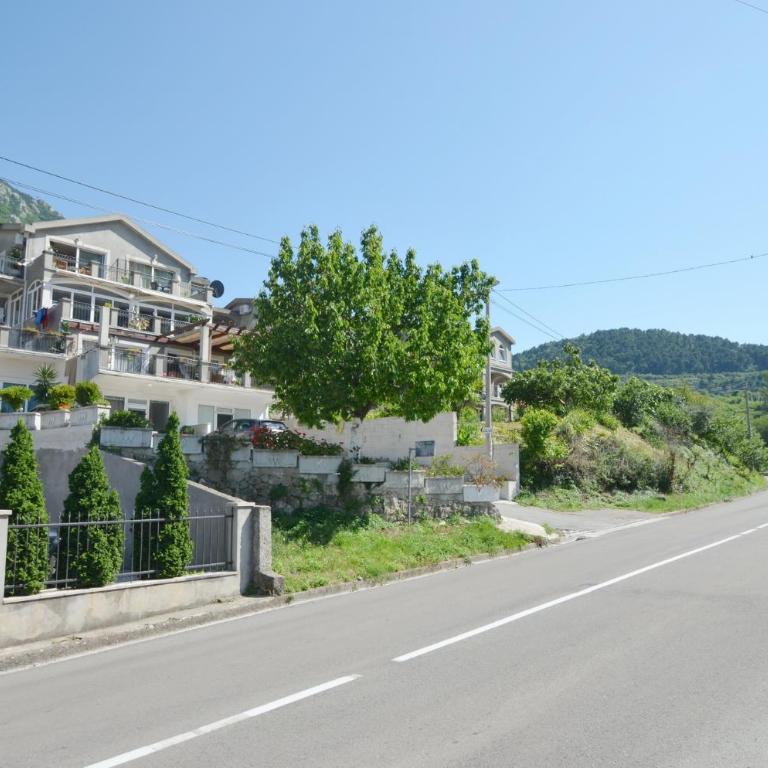 Apartmani Vasilije - Two-Bedroom Apartment - 16