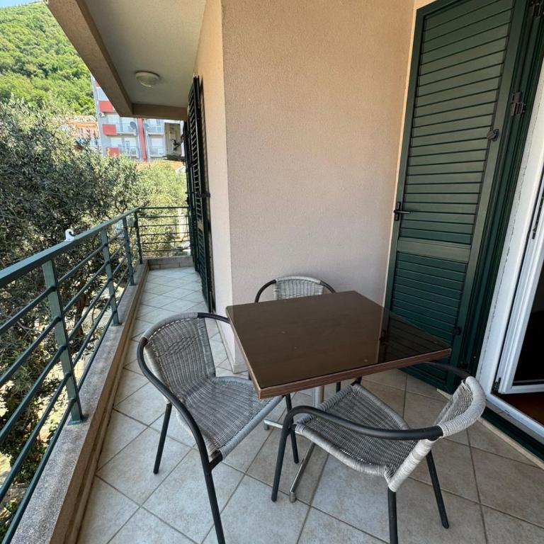 Maestral Apartment in Petrovac - One-Bedroom Apartment - 25