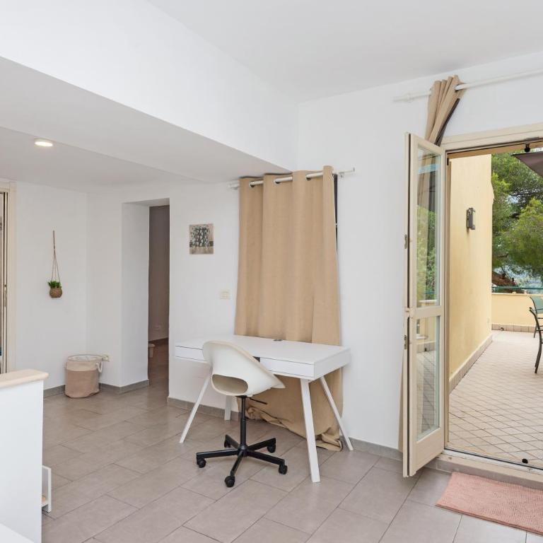 Charmante maison - Proche Monaco - Piscine partagée - DP - Appartement 2 Chambres - 25