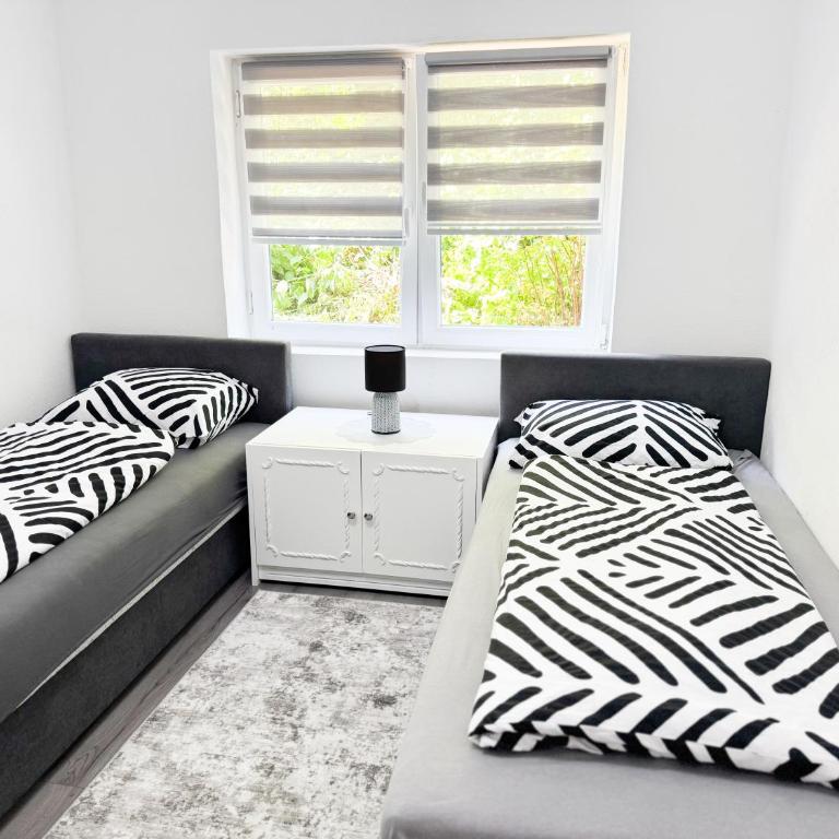 K&S Apartment Bistrik Stay - Private Parking - Two-Bedroom Apartment - 9