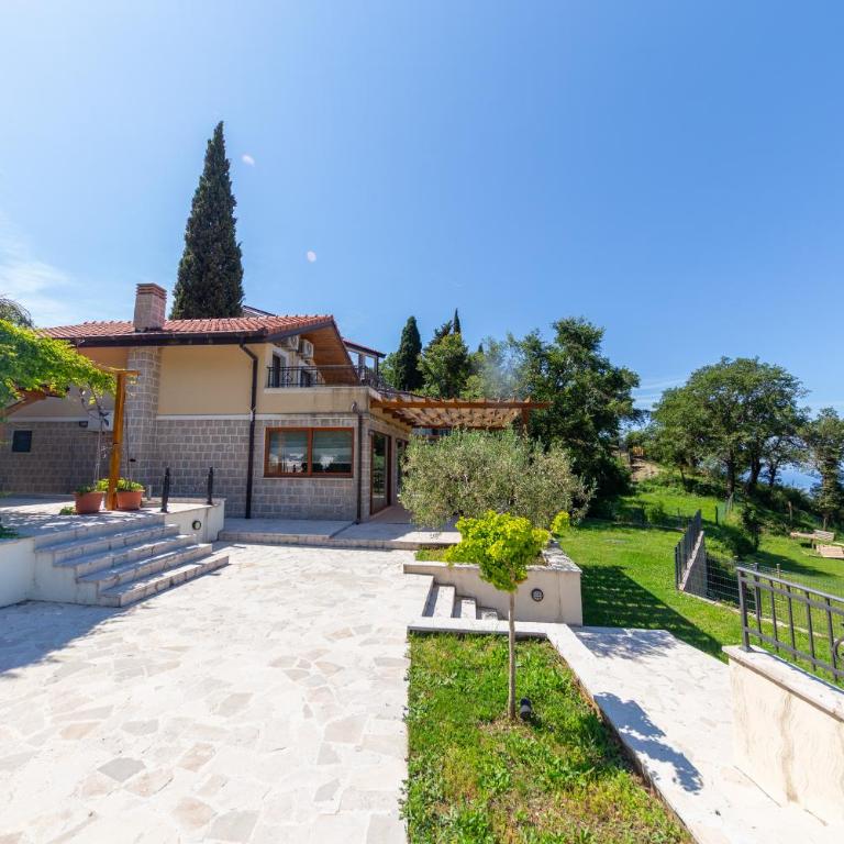 Sunset & Sunrise Villas in Stanisici-Two Villas With Common Pool - Vila sa Sopstvenim Bazenom - 56