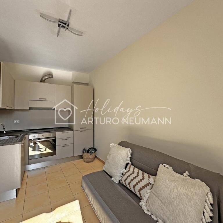 219 - Residence Adamo ed Eva - appartamento bilocale al piano terra con giardino, aria climatizzata-SPIAGGIA "WHITE BEACH CLUB" E MINICLUB INCLUSI - One-Bedroom Apartment - 4