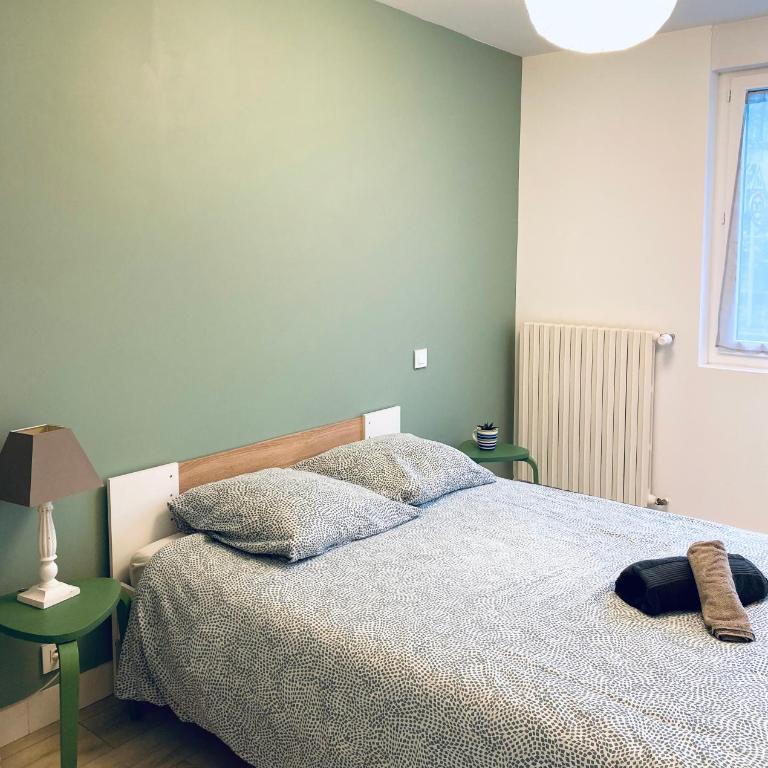 T2, T3 ou studio a Saint Nazaire parking gratuit IDEAL PRO ET VACANCES - Appartement 2 Chambres - 2