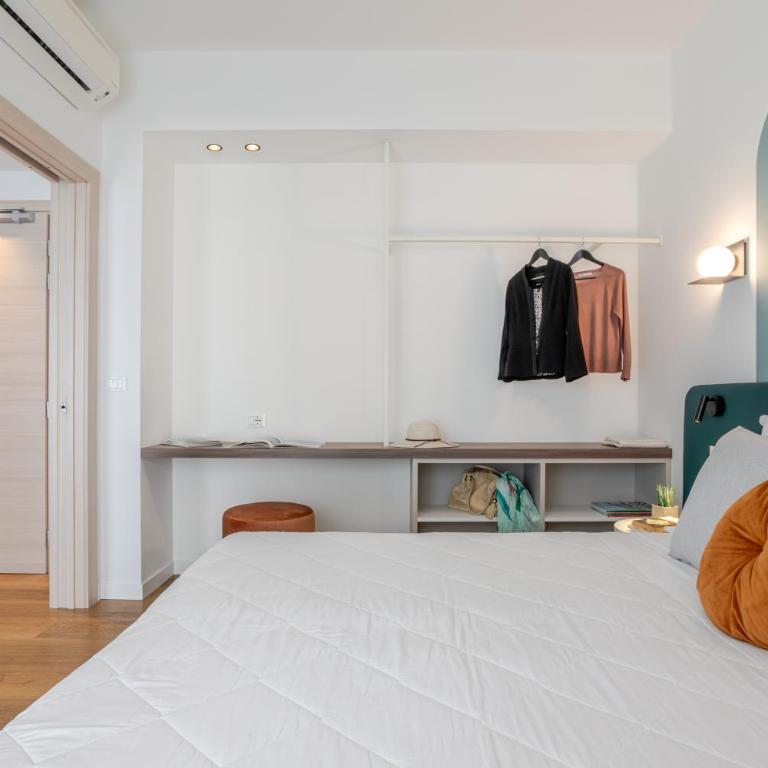 Hotel Mayer - Camera Familiare con Terrazza - 5