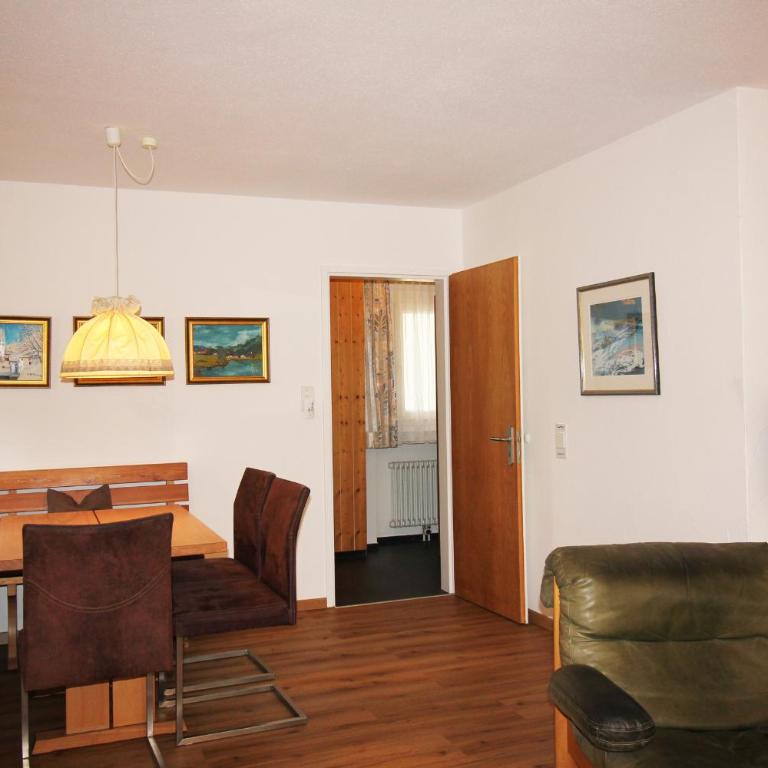 Residenza Lagrev 1 1 2 Zimmerwohnung Nr 001 - Typ 15A - Hochparterre - Nord West - Apartamento con vistas a las montañas - 3