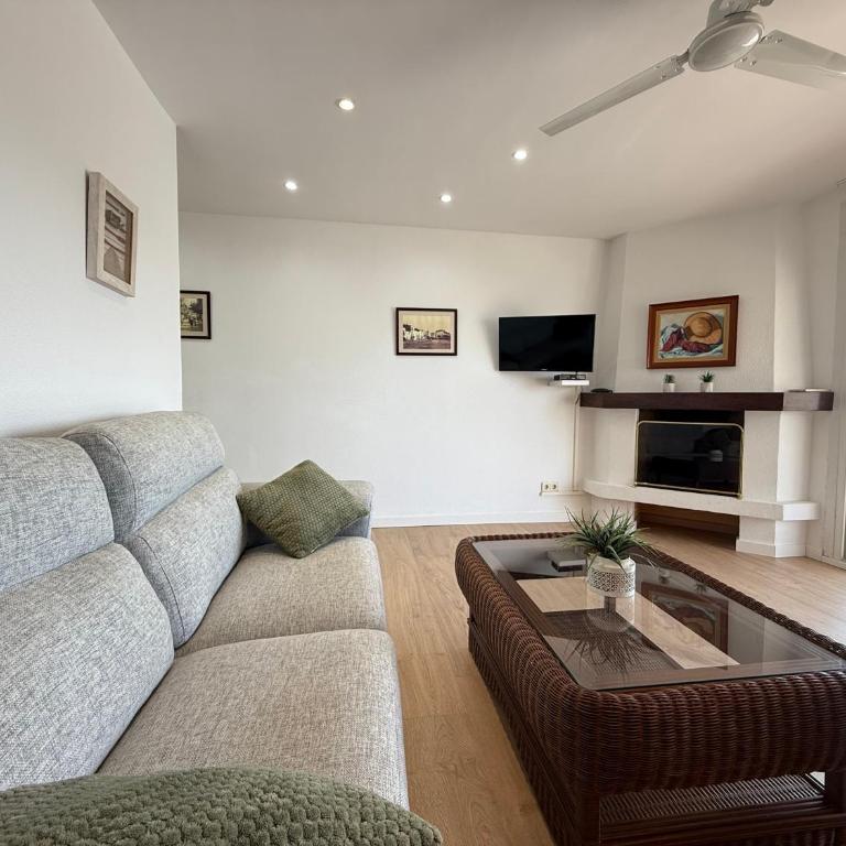 Agi El Moll de Roses - Apartamento de 3 dormitorios - 1