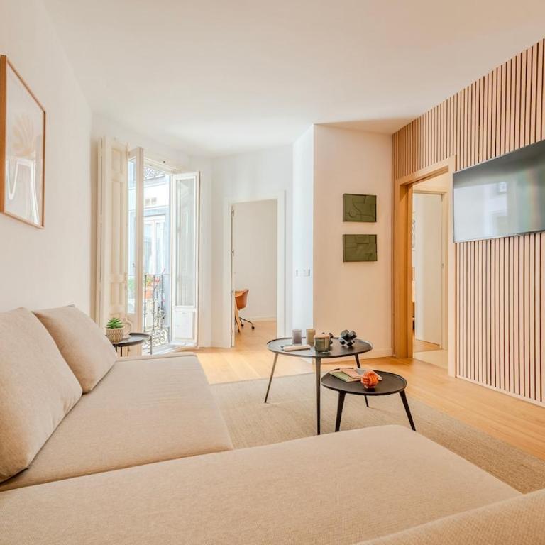 Moderno en Gran Vía con AC y WIFI para 4 huéspedes - One-Bedroom Apartment - 1