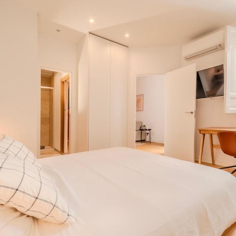 Moderno en Gran Vía con AC y WIFI para 4 huéspedes - One-Bedroom Apartment - 14