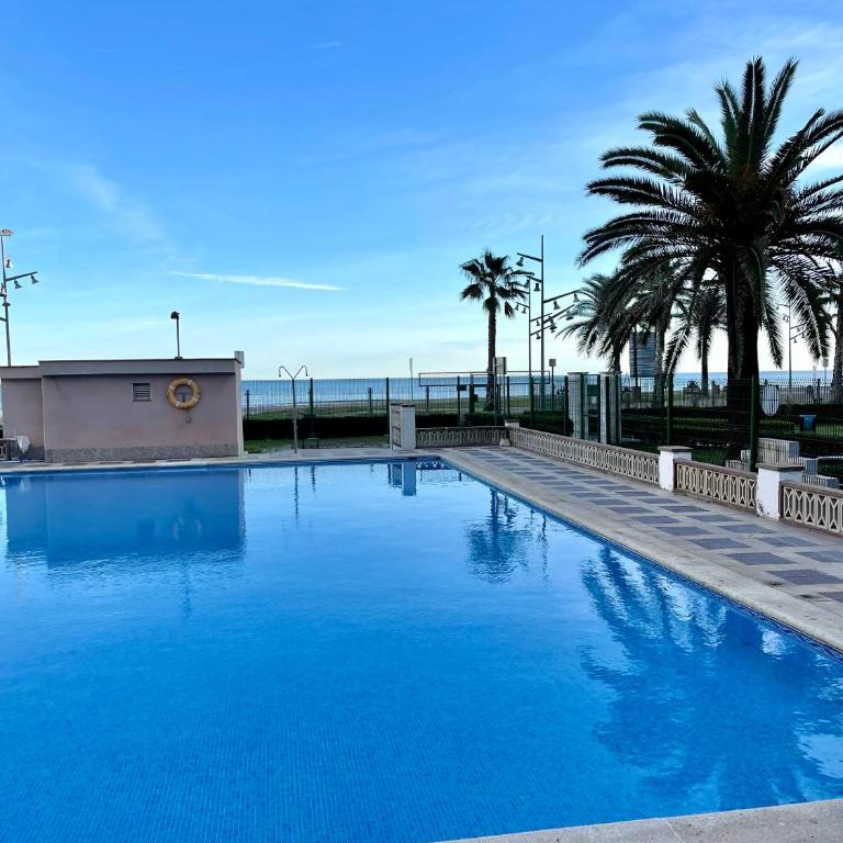 PINEDA y VISTAS PLAYA - Apartment with Sea View - 25